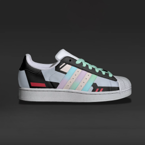 Lucyna - Cyberpunk - Adidas Superstar